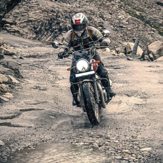 motorbike ride on Sach Pass