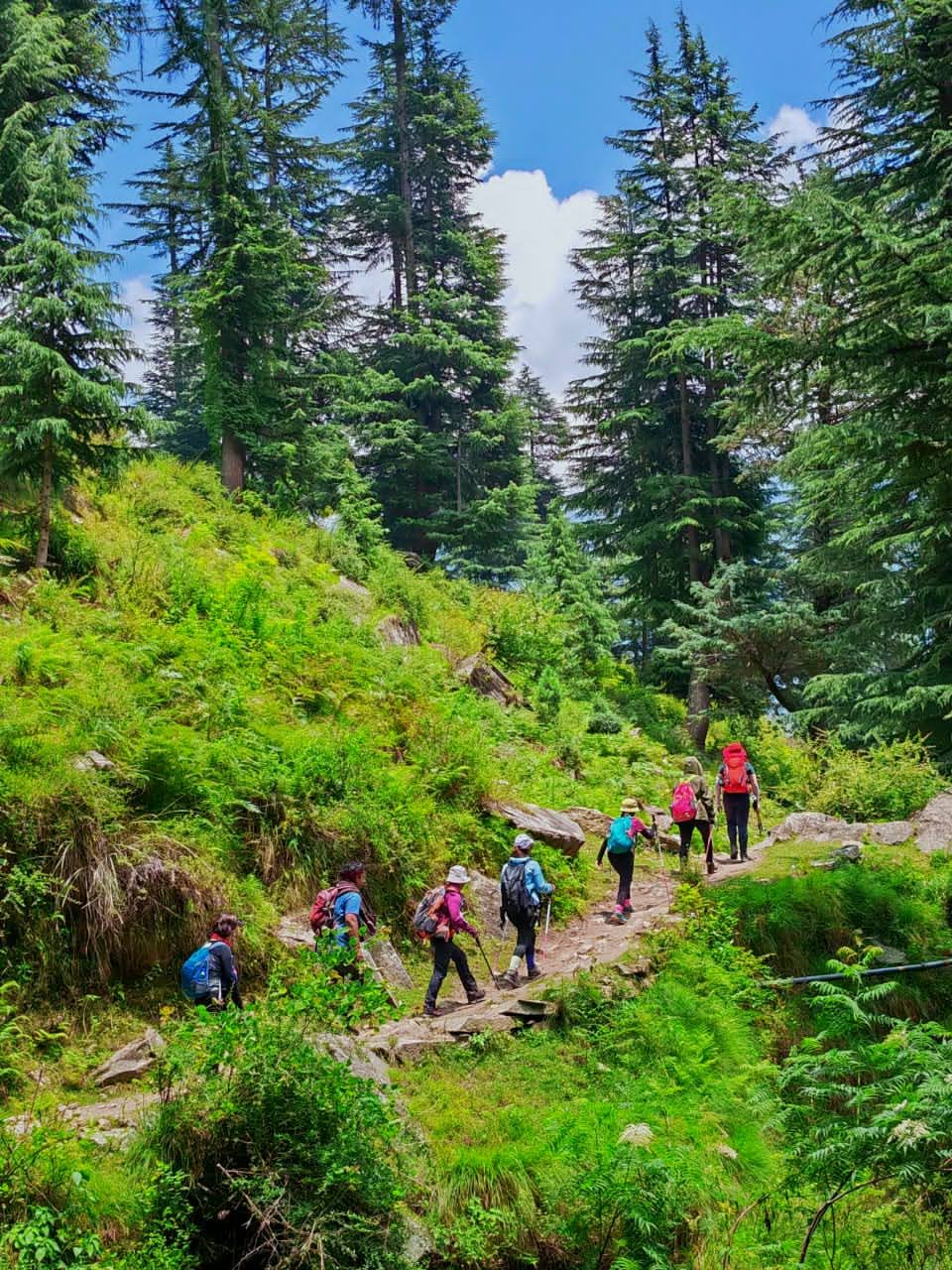 hampta circle trek for australian travelers