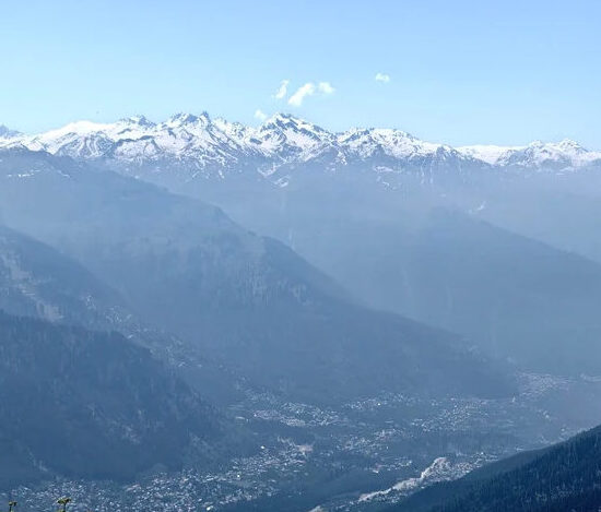 Scenic Mangankot hike near Manali ridge with alpine meadows